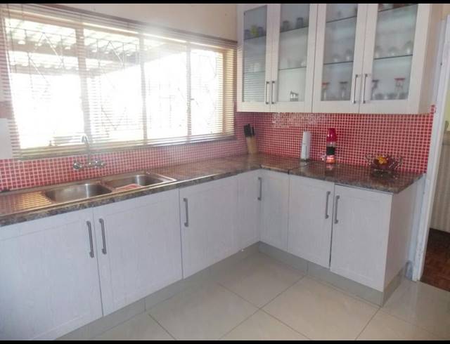 3 BEDROOM PROPERTY TO RENT IN MEYERTON CENTRAL
